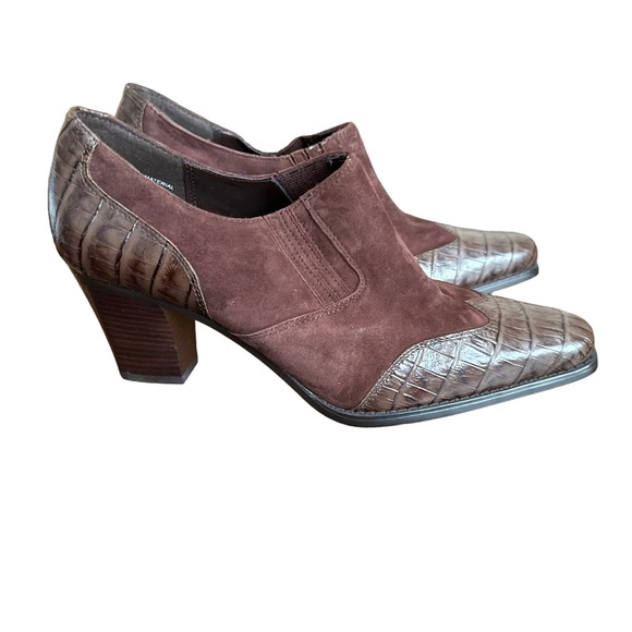 Women’s Coldwater Creek Genuine Suede Western Bootie  Size 8
